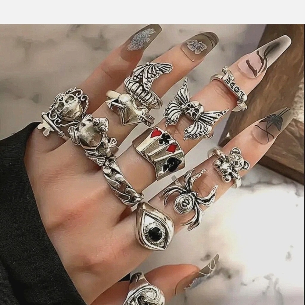 Gothic Statement Ring Set - image 4